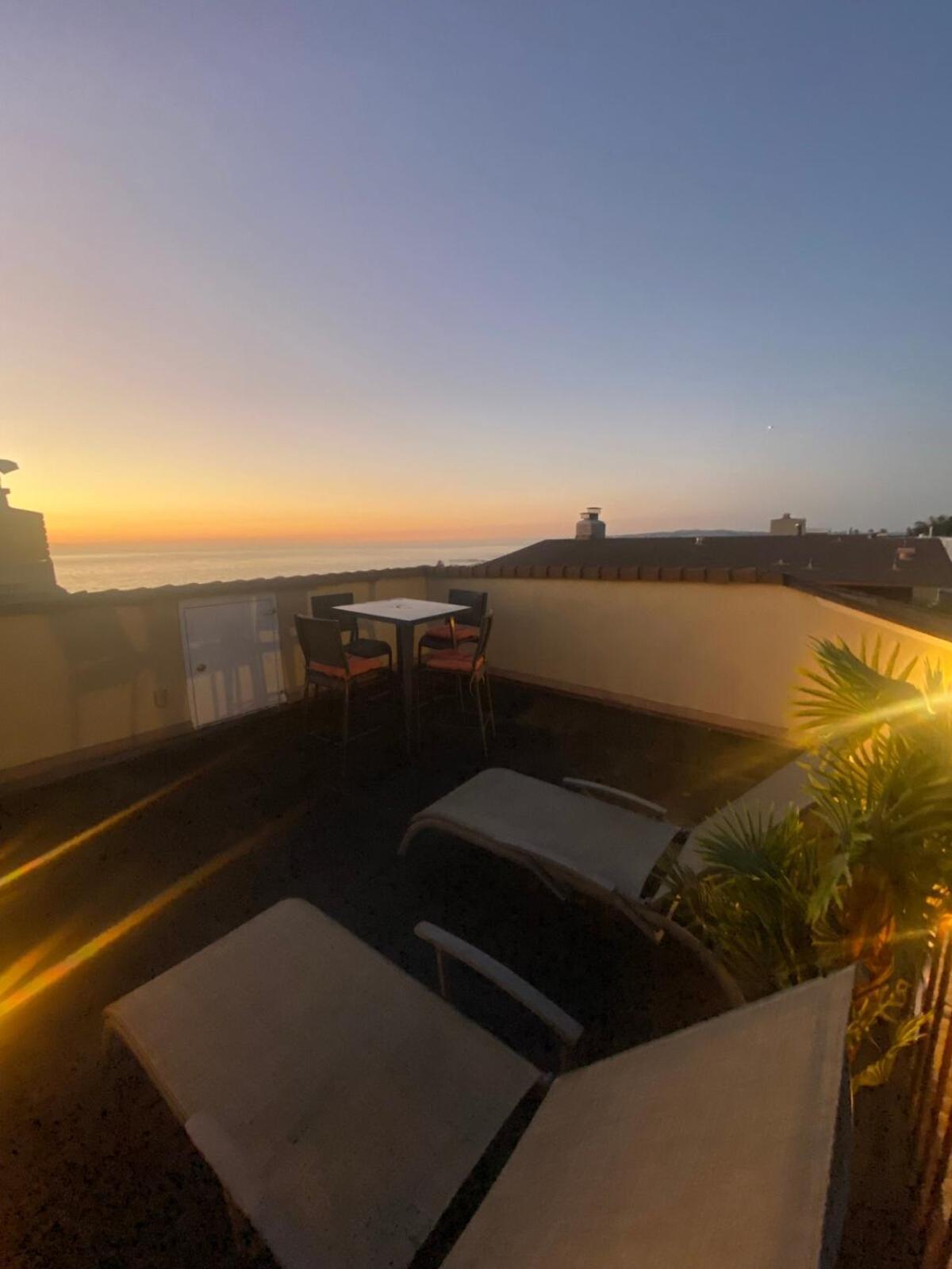 Hilltop Offering Uninterrupted Ocean Vistas Holiday home San Diego